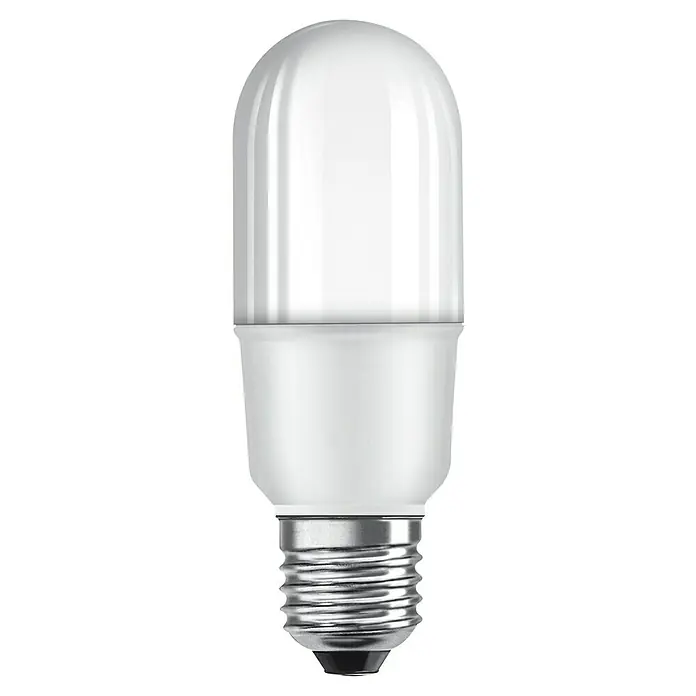 Osram Star LED-Lampe Stick E27 - E27, Nicht Dimmbar, Warmweiß, 806 lm, 8 W - Nahaufnahme einer weißen LED-Lampe mit E27-Sockel. Die Lampe hat eine längliche Form und ist für den Einsatz in Standardlampenfassungen konzipiert.