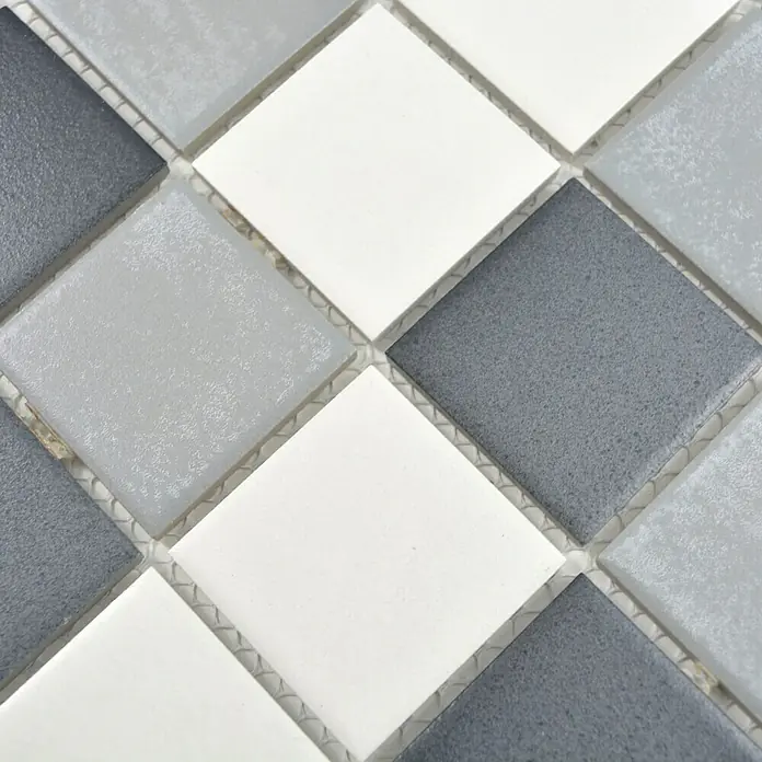 Mosaikfliese Quadrat Mix CD 216 - 30,6 x 30,6 cm, Grau/Schwarz, Matt - Quadratische Mosaikfliesen in Weiß-, Grau- und Anthrazittönen für ein stilvolles Fliesendesign.