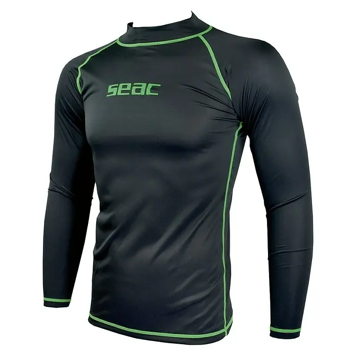 Seac Sub Camiseta térmica T-Sun Long - L, Negro/Verde - La camiseta de manga larga negra SEAC Rash Guard con costuras verdes ofrece protección y comodidad para deportes acuáticos.