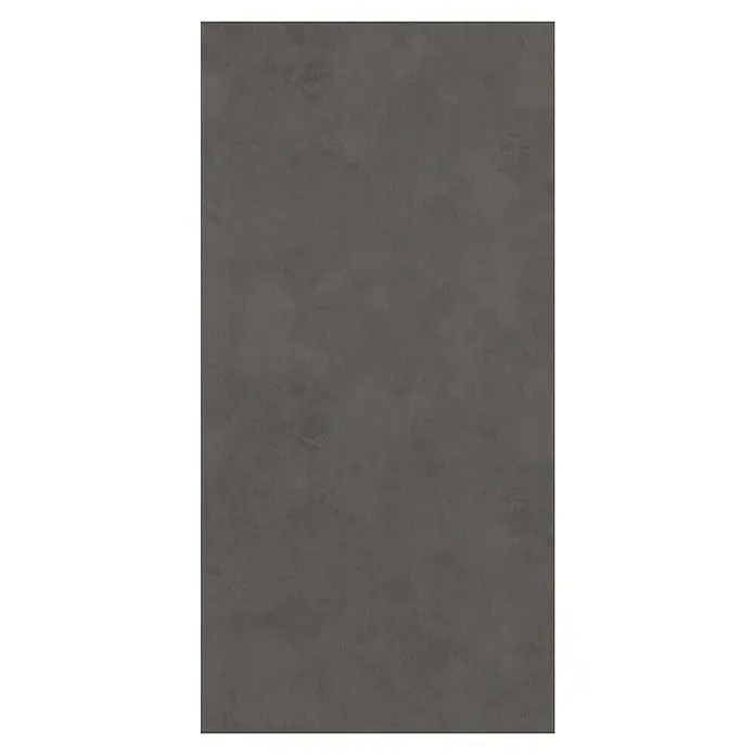Vinylbodenmuster Strong SPC Travertin Maragha - 280 x 160 x 3,8 mm, Steinoptik - Nahaufnahme einer strukturierten, dunkelgrauen Fliesenoberfläche, ideal für moderne Interieurs und robuste Bodengestaltung.