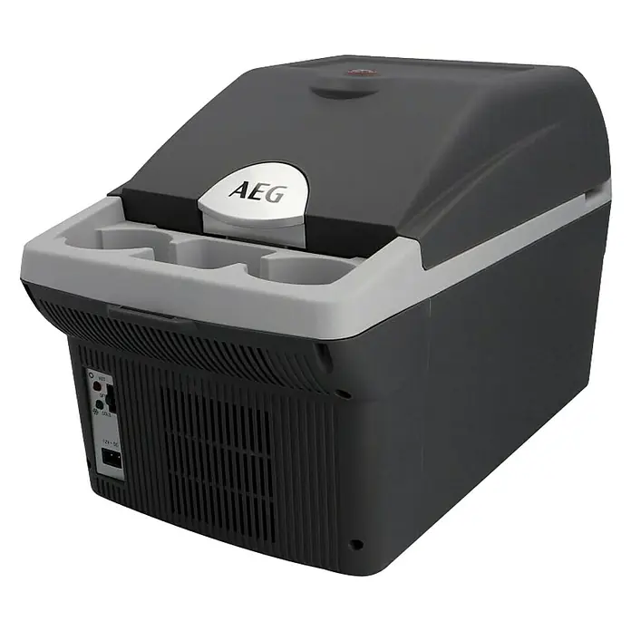 AEG Nevera de camping BK16 - Capacidad volumétrica: 16 l, 3 portabebidas, Negro - Nevera portátil AEG, ideal para viajes y camping, con portavasos y función de refrigeración y calentamiento para llevar.
