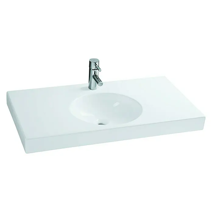 Geberit Preciosa Waschtisch II - 90 x 50 cm, Mit schmutzabweisender Glasur, Hahnloch: Mitte, Ohne Überlauf, Weiß - Ein Waschbecken mit einem rechteckigen Becken und einem glänzenden Chromhahn, ideal für moderne Badezimmerdesigns.