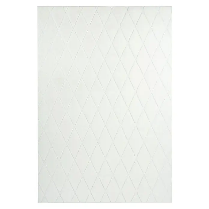 Kayoom Hochflorteppich Vivica 225 - Weiß, 230 x 160 cm - Detailansicht eines weißen Teppichs mit einem stilvollen Rautenmuster, das eine elegante Textur und ein ansprechendes Design bietet.