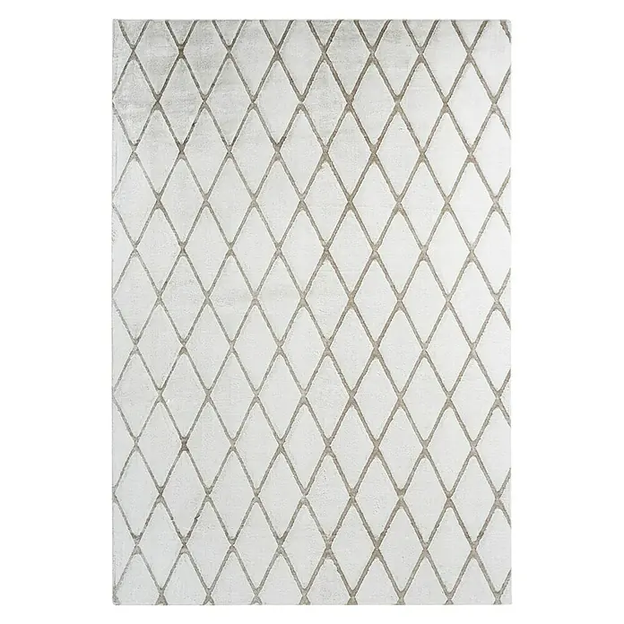 Kayoom Hochflorteppich Vivica 225 - Taupe, 230 x 160 cm - Ein quadratischer Teppich mit einem hellen Diamantenmuster, ideal für Wohnräume und Büros. Die sanfte Farbgebung sorgt für eine elegante Atmosphäre.