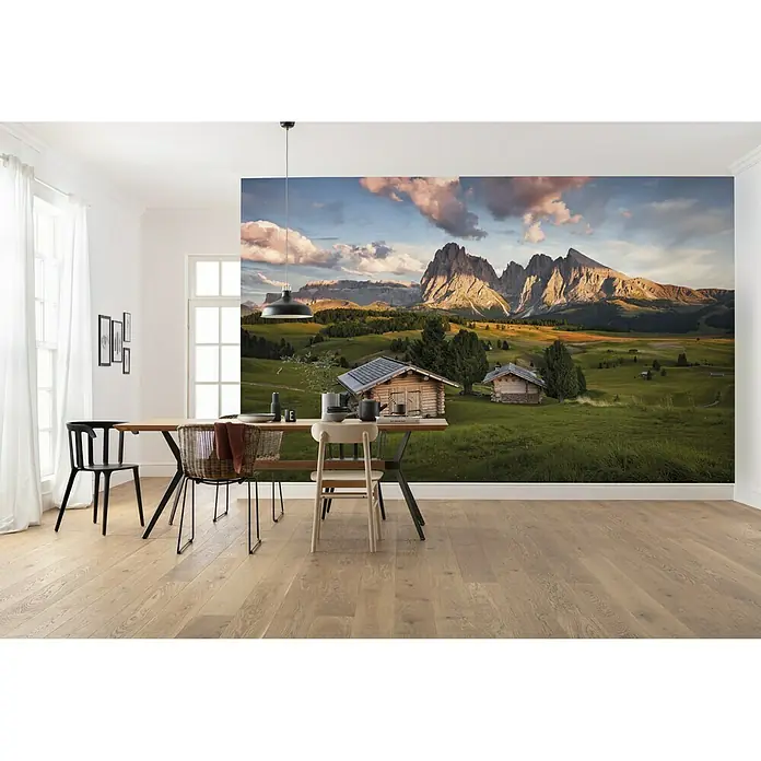 Komar Stefan Hefele Edition 2 Fototapete Dolomitentraum - 9 -tlg., B x H: 450 x 280 cm, Vlies - Wandbild mit einer atemberaubenden Berglandschaft, die einem modernen Esszimmer eine ruhige Note verleiht. Perfekt, um Ihrem Zuhause eine natürliche Note zu verleihen.