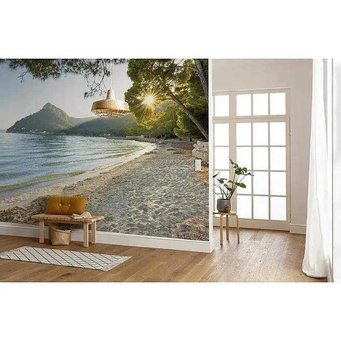 Komar Stefan Hefele Edition 2 Fototapete Lonely Paradise - 9 -tlg., B x H: 450 x 280 cm, Vlies - Wandbild mit Strandmotiv im Wohnzimmer. Das Strandbild mit Sand, Meer und Bergen sorgt für eine entspannte Atmosphäre.