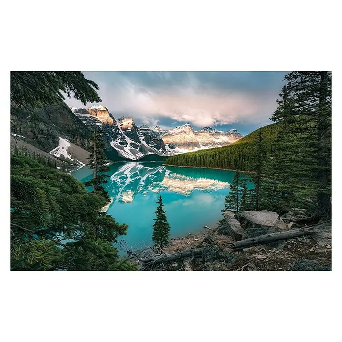 Komar Stefan Hefele Edition 2 Fototapete Magic Moraine Morning - 9 -tlg., B x H: 450 x 280 cm, Vlies - Malerische Ansicht des Moraine Sees, eingebettet in die kanadischen Rocky Mountains, mit klarer, türkisfarbener Reflexion der schneebedeckten Gipfel.