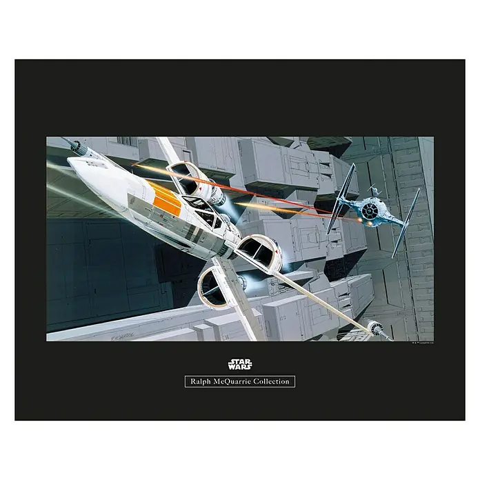 Komar Star Wars Poster RMQ X-Wing vs. TIE-Fighter - Star Wars, B x H: 40 x 30 cm - Star Wars Kunstdruck: Ralph McQuarrie Kollektion. X-Flügler im Kampf mit einem TIE-Jäger vor einem architektonischen Hintergrund.