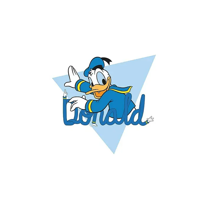 Komar Disney Edition 4 Poster Donald Duck Triangle - Disney, B x H: 30 x 40 cm - Das Bild zeigt Donald Duck, der aus dem Schriftzug "Donald" auftaucht, vor einem hellblauen Dreieck. Ein charmantes Disney-Motiv.
