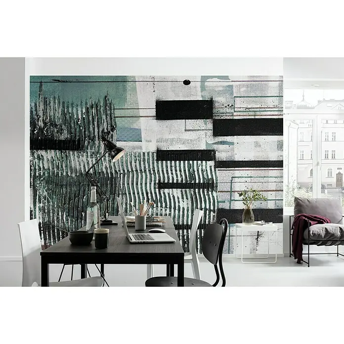 Komar Pure Fototapete Fringe Upswept - 5 -tlg., B x H: 500 x 280 cm, Vlies - Ein Büro mit einer modernen, abstrakten Fototapete. Der Raum wirkt durch die Tapete dynamisch und künstlerisch.