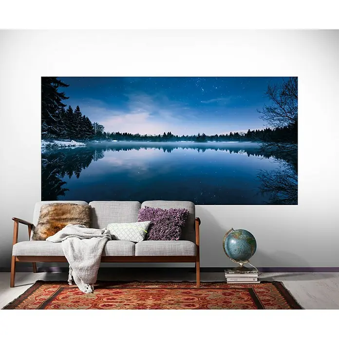 Komar Stefan Hefele Edition 1 Fototapete Glistening Stars - 1 -tlg., B x H: 200 x 100 cm, Vlies - Wandbild mit einer ruhigen See- und Sternennacht-Szene, die eine friedliche Atmosphäre in jedem Raum schafft.\n