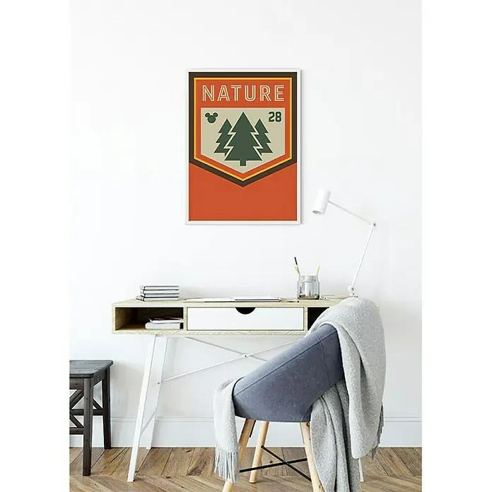 Komar Disney Edition 4 Poster Mickey Mouse Nature - Disney, B x H: 30 x 40 cm - Poster mit Naturmotiv für eine stilvolle Wanddekoration. Das dekorative Bild mit dem Waldmotiv ist eine ideale Wandkunst für Ihr Zuhause.