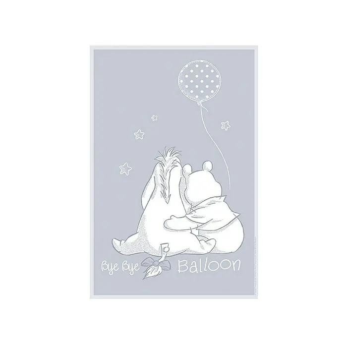 Komar Disney Edition 4 Poster Winnie Pooh Bye Bye Balloon - Disney, B x H: 30 x 40 cm - Ein Winnie Puh Wandbild, das Winnie Puh und I-Aah zeigt, die sich umarmen, während ein Ballon in den Himmel steigt. Ideal für Kinderzimmer.