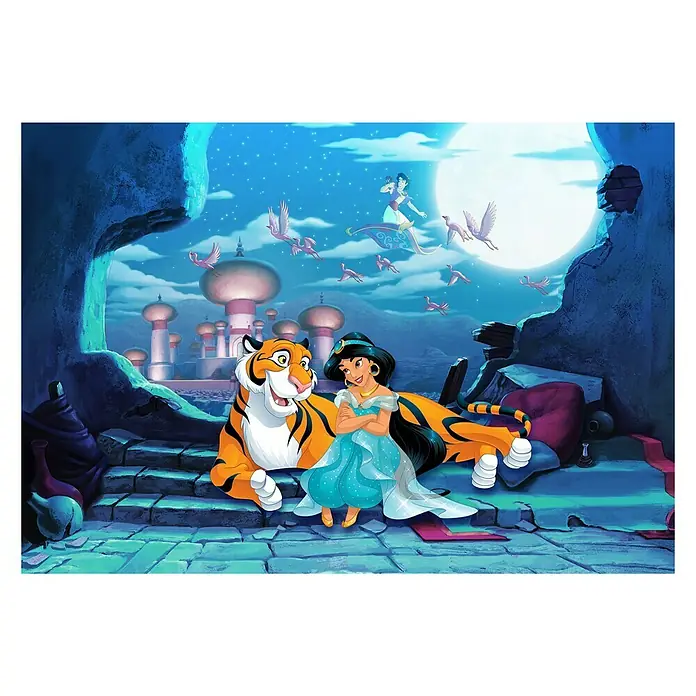Komar Disney Edition 4 Fototapete Waiting for Aladdin - 8 -tlg., B x H: 368 x 254 cm, Papier - Aladdin-Illustration mit Jasmin, ihrem Tigerfreund und dem fliegenden Teppich vor einer mondbeschienenen Palastkulisse.