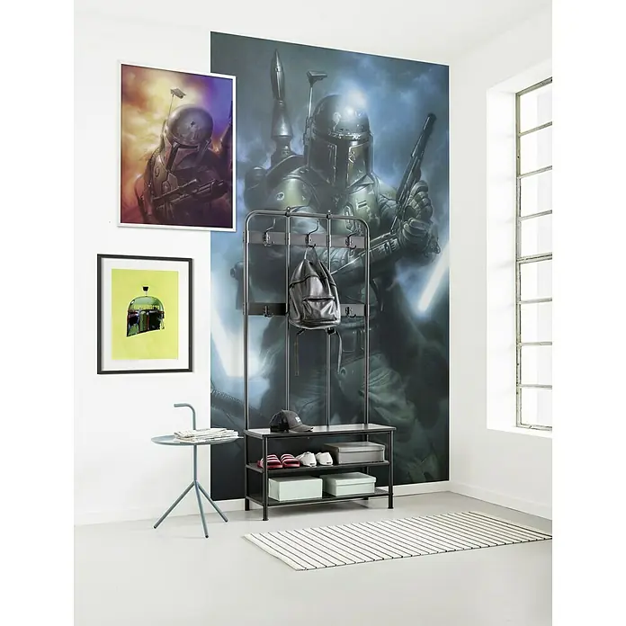 Komar Star Wars Fototapete Bounty Hunter - 3 -tlg., B x H: 150 x 250 cm, Vlies - Stilvoller Flur mit Garderobenständer, Ablage für Schuhe, rundem Tisch und Star Wars Wandbildern für ein modernes und thematisches Ambiente.