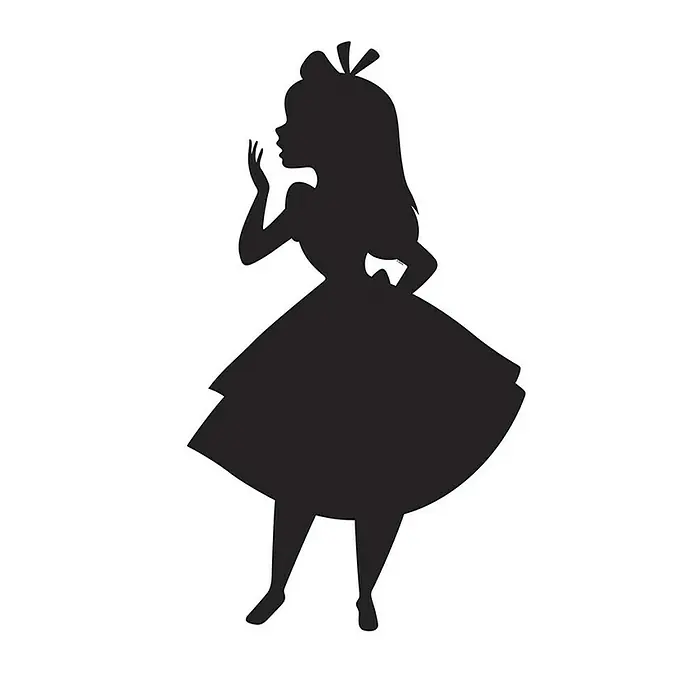 Komar Disney Edition 4 Poster Alice Silhouette - Disney, B x H: 50 x 70 cm - Schwarz-weiße Silhouette von Alice im Wunderland, die mit Anmut in ihrem ikonischen Kleid und ihrer Schleife in einem skurrilen Moment posiert.