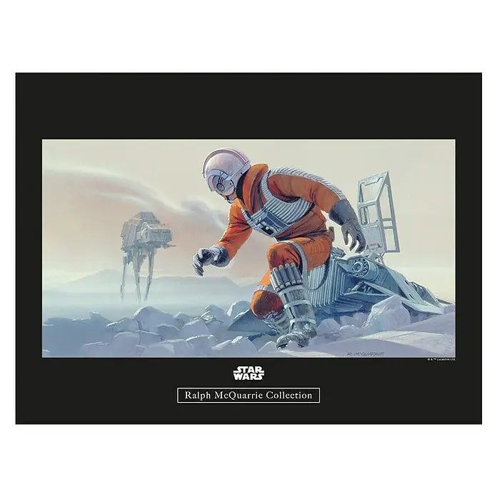 Komar Star Wars Poster RMQ Hoth Battle Pilot - Star Wars, B x H: 40 x 30 cm - Star Wars Ralph McQuarrie Collection: Ein Gemälde von Luke Skywalker auf Hoth mit Snowspeeder und AT-AT.