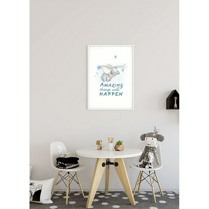 Komar Disney Edition 4 Wandbild Dumbo Amazing (40 x 50 cm, Vlies)