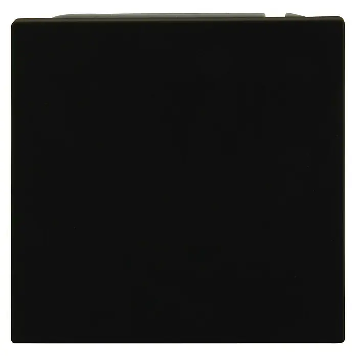 Voltomat Lena Wechselschalter - Anthrazit, Matt, Unterputzmontage, 10 A, 4 Stk. - Schwarze quadratische Box mit leicht abgerundeten Ecken, die eine schlichte und moderne Ästhetik verleiht. Ideal für minimalistische Designs.