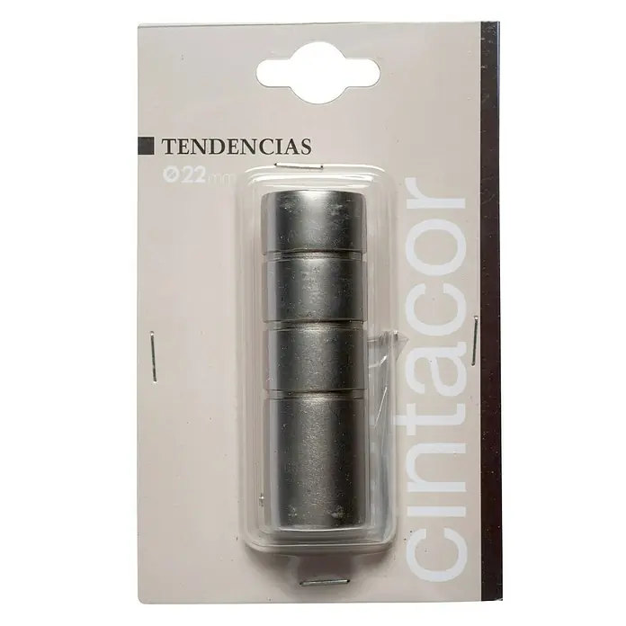 Tapa final Cilindro II Tendencias - Plateado, 1 ud. - Primer plano de una barra de cortina empaquetada con cuatro piezas de conexión en forma de cilindro, incluyendo algunos pasadores de montaje metálicos.