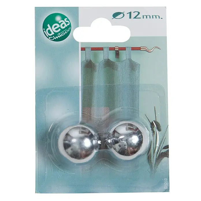 Tapa final Esfera - Cromo, 2 ud. - Paquete de dos abrazaderas de cortina esféricas de color plata de un diámetro de 12 mm, empaquetadas en un embalaje de plástico transparente.