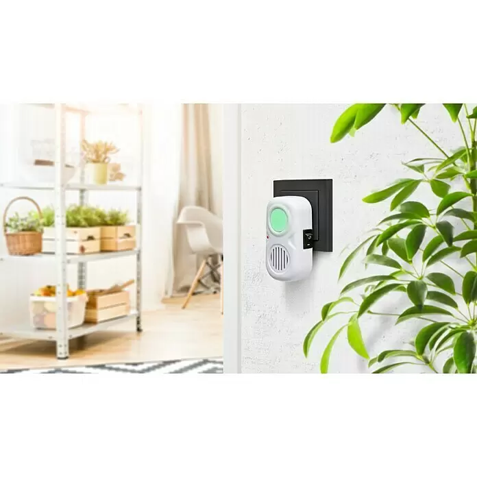 Windhager Ultraschall-Nagetiervertreiber - Wirkungsbereich: 30 m² - Weißer Schädlingsvertreiber in Steckdose, mit grüner Kontrollleuchte und Lautsprechergitter an der Vorderseite.