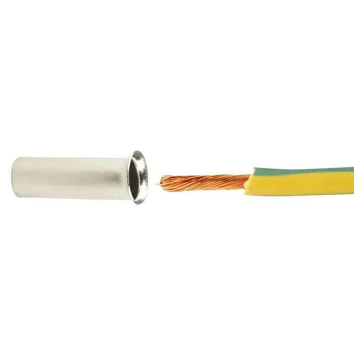 BAUHAUS Aderendhülse - 16 mm² x 12 mm, 25 Stk. - Aderendhülse und Kabel vor schwarzem Hintergrund. Die Aderendhülse ist silberfarben, das Kabel gelb-grün ummantelt und hat Kupferlitzen.