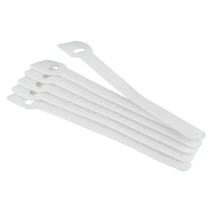 Voltomat Klett-Kabelbinder - Weiß, 22 x 1,2 x 135 mm, 2 Stk. - Eine Nahaufnahme von weißen Klettband Kabelbindern, ideal um Kabel ordentlich zu bündeln und für eine saubere Kabelführung zu sorgen.