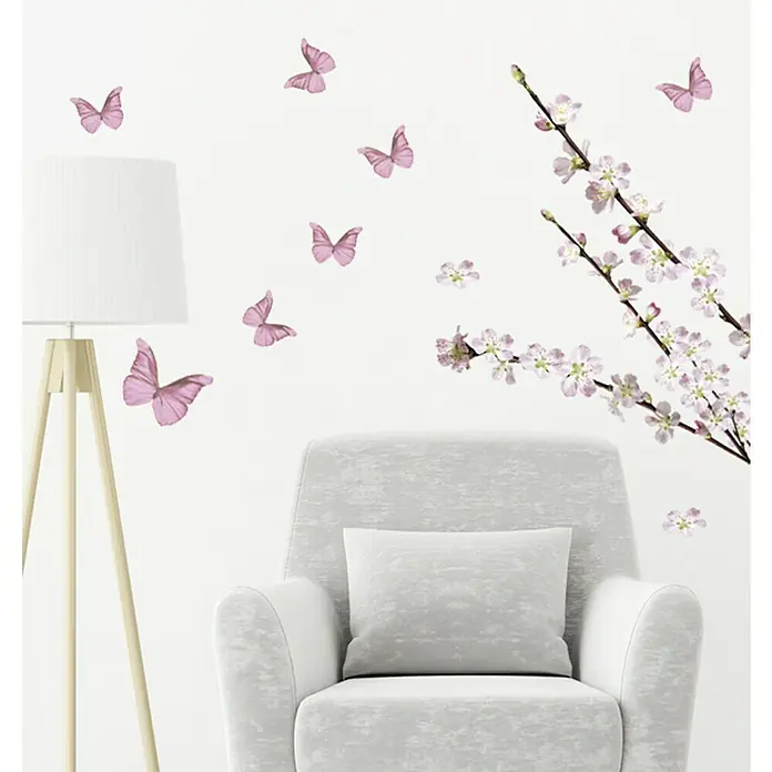 Adhesivos decorativos - Rama de manzano en flor, 0,5 x 21 cm, Multicolor - Decoración de pared con mariposas delicadas y ramas florecientes, aportando un ambiente fresco y elegante a cualquier habitación.