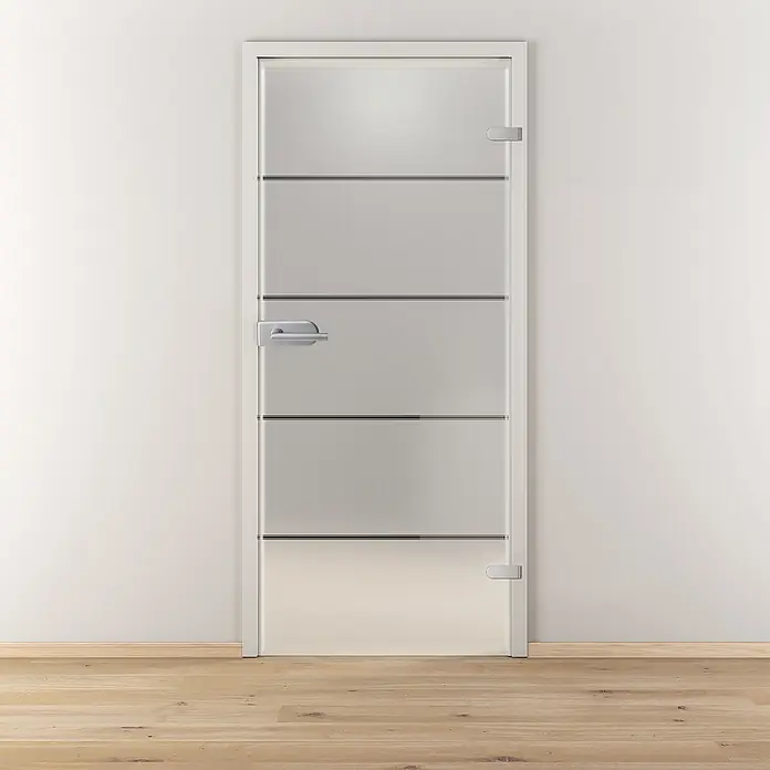 Diamond Doors Glasdrehtür Jubidoor 6.0 - 834 x 1.972 mm, DIN Rechts, Einscheibensicherheitsglas (ESG) - Nahaufnahme einer modernen, weißen Glastür mit horizontalen Streifen und einem eleganten Türgriff, ideal für ein stilvolles Interieur.