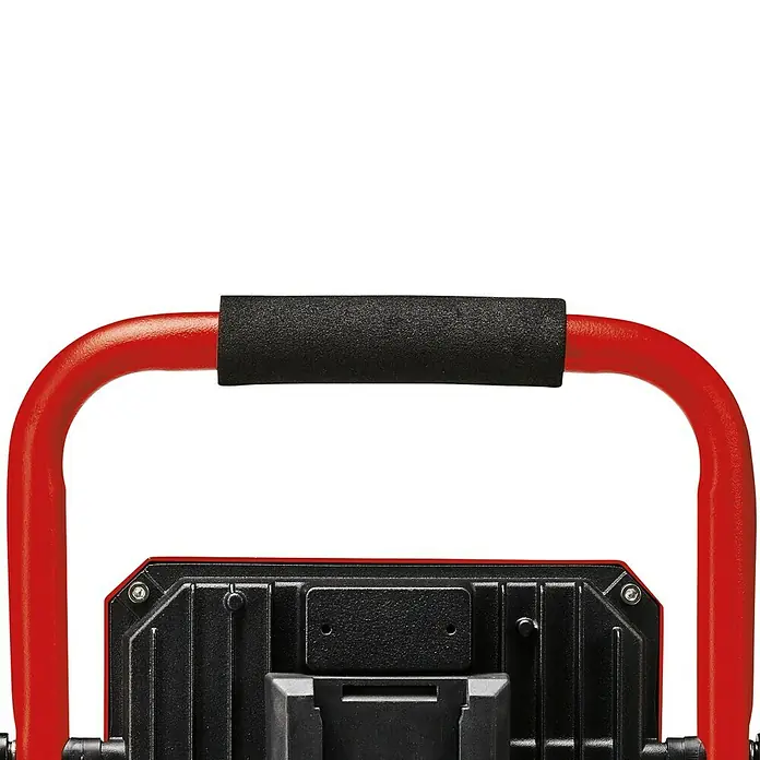 Einhell PXC 18V Foco de batería LED TC-CL 18 - 18 V, Sin batería, Flujo luminoso: 1.800 lm - Primer plano de una lámpara de trabajo portátil roja con asa negra, ideal para obras y proyectos de bricolaje.