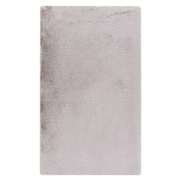 Badteppich Happy - 67 x 110 cm, Silber, 100% Polyester - Detailaufnahme eines rechteckigen, flauschigen, hellgrauen Teppichs, der eine weiche und einladende Textur zeigt. Perfekt für Wohnräume.