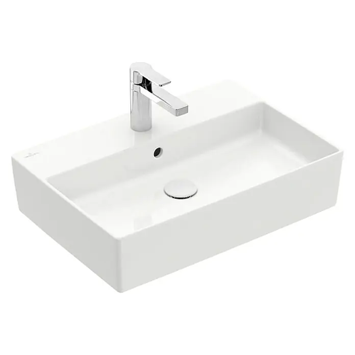 Villeroy & Boch Memento 2.0 Aufsatzwaschbecken - 60 x 42 cm, Mit schmutzabweisender Glasur, Hahnloch: Mitte, Mit Überlauf, Weiß - Ein elegantes, rechteckiges Waschbecken in Weiß mit einem modernen Chrom-Wasserhahn, ideal für ein stilvolles Badezimmerdesign.