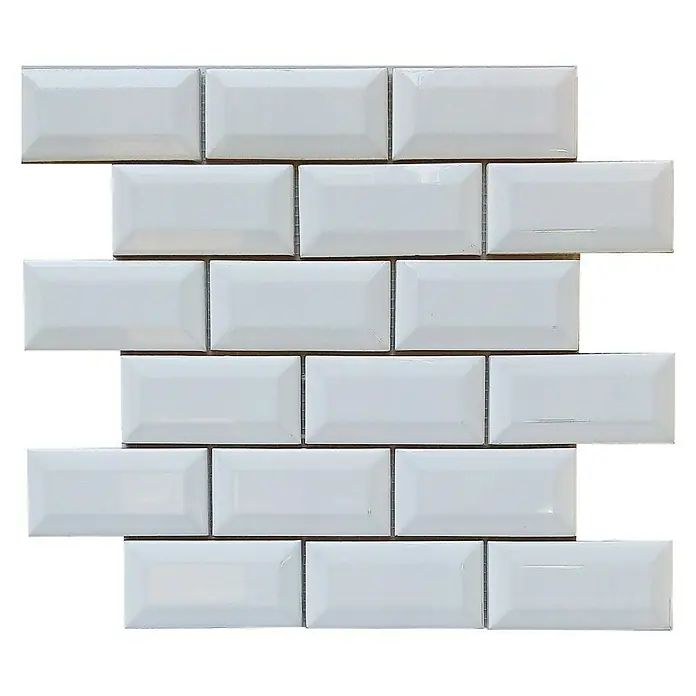 Malla mosaico Mini-Metro Brillo - 30 x 30 cm, Blanco brillo, Brillante - Imagen de un mosaico de baldosas rectangulares blancas brillantes, que presenta un diseño limpio y moderno.
