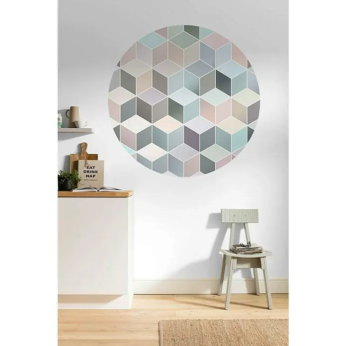 Komar Dots Fototapete rund Pastel Deluxe - 125 cm, Selbstklebend - Wandaufkleber mit geometrischem Würfelmuster in Pastellfarben, ideal für moderne Wohnräume. Schafft Tiefe und Stil an jeder Wand.