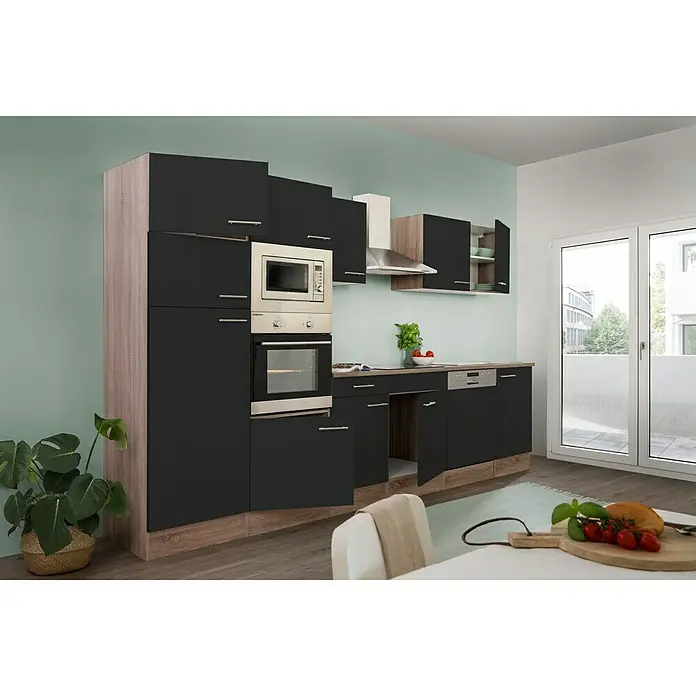 Respekta Küchenzeile Oliver - Breite: 340 cm, Schwarz, Mit Elektrogeräten - Moderne Küche in Schwarz und Holzoptik mit integrierten Geräten und großem Fenster für viel Tageslicht.
