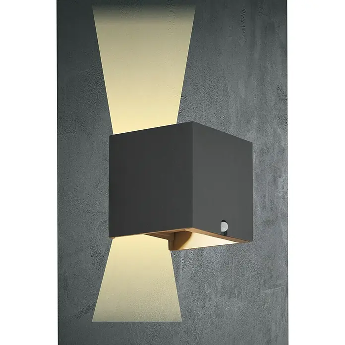 Starlux LED-Sensor-Außenwandleuchte Umea - 10 W, L x B x H: 10 x 10 x 10 cm, Anthrazit, Warmweiß - Eine moderne, würfelförmige Wandleuchte in Anthrazit mit Lichteffekten nach oben und unten. Die Leuchte sorgt für eine stilvolle Beleuchtung.