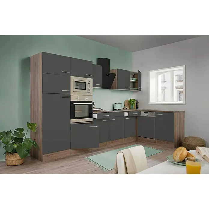 Respekta Winkelküche Oliver - B x T: 340 x 172 cm, Grau, Mit Elektrogeräten - Küchenmöbel mit grauen Schrankfronten, einer Dunstabzugshaube und integrierten Geräten wie Mikrowelle und Backofen.