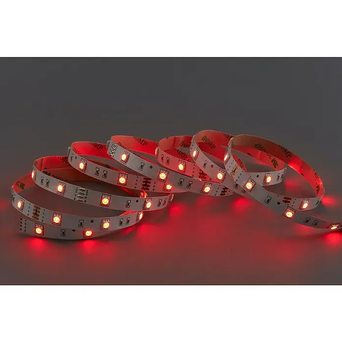 Brilo LED-Band - Länge: 300 cm, RGB - Rolle roter LED-Streifen, die hell leuchten und sich ideal für dekorative Beleuchtung eignen.