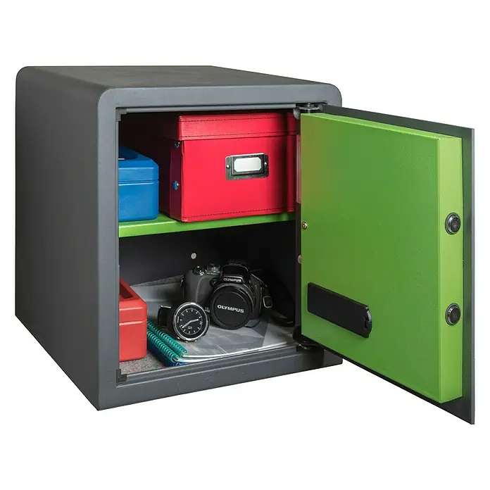 Arregui Caja fuerte Supra 240060 - L x An x Al: 36 x 35 x 38 cm, Códigos de usuario, 39 l - Caja fuerte abierta con cámara electrónica, reloj de pulsera y cajas coloridas en su interior.