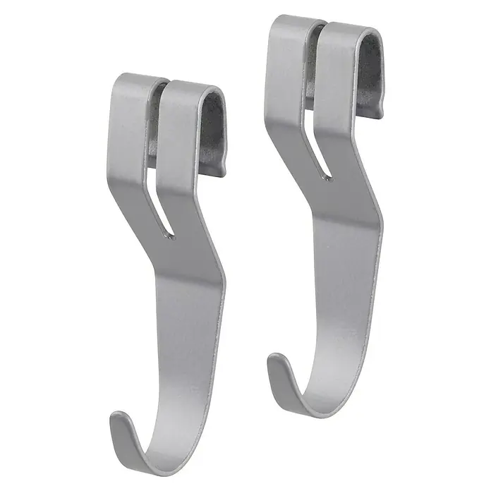 Dolle Walk In Colgador para ropa - An x Al: 2,3 x 14,6 cm, Plateado - Primer plano de dos ganchos de cortina de color plateado, ideales para colgar cortinas, con un diseño funcional.