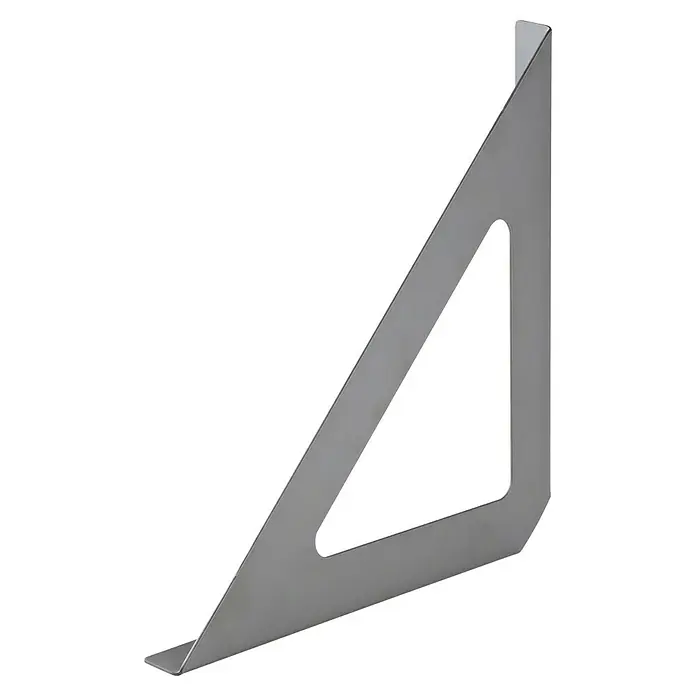 Dolle Soporte de pared para estantes Triangolo - Carga soportada: 50 kg, Acero, Gris - La imagen muestra un moderno soporte de estante triangular plateado con un triángulo recortado y un extremo en ángulo para el montaje en pared.