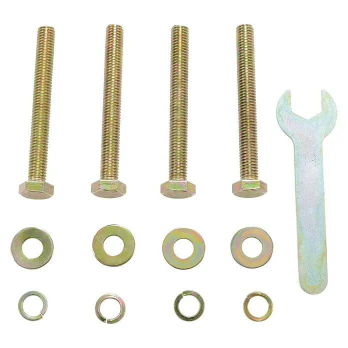 Sensum Schrauben-Set Falun Beistelltisch - Passend für: Sensum Beistelltisch Falun Ø 51 cm - Eine Nahaufnahme von vier goldfarbenen Schrauben mit Muttern, Unterlegscheiben und einem 13er Schraubenschlüssel auf schwarzem Hintergrund.