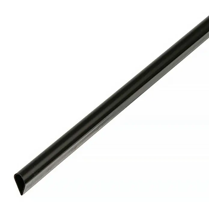 Kantoflex Perfil de sujeción - L x Al: 2.000 x 15 mm, Espesor: 0,9 mm, Plástico, Negro - Primer plano de un perfil en U de plástico negro, diagonalmente sobre un fondo blanco.