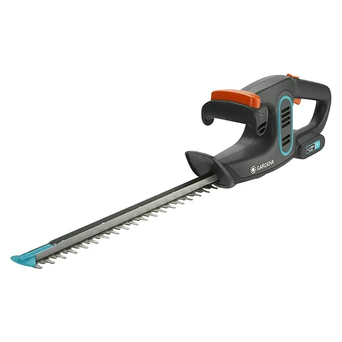 Gardena EasyCut Akku-Heckenschere - 14,4 V, Li-Ionen, 2 Ah, 1 Akku - Abbildung einer Gardena Akku-Heckenschere für präzise Gartenschnittarbeiten.
