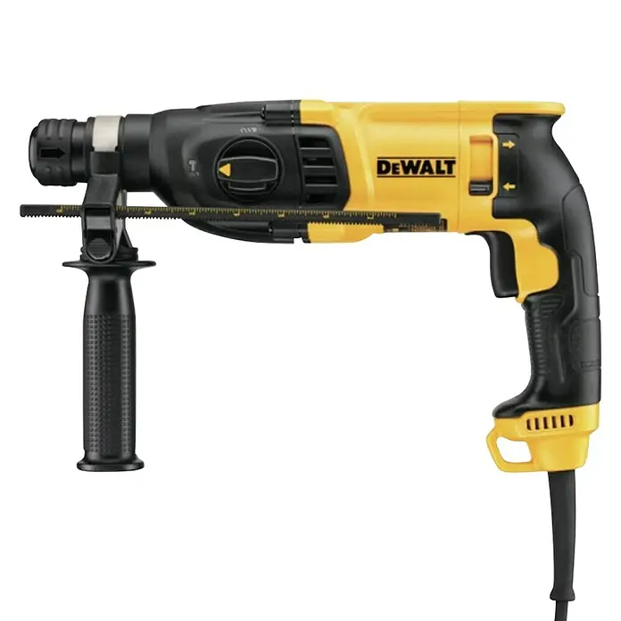 DeWalt Martillo combinado D25133K - 800 W, 2,6 J, Alojamiento SDS-Plus - Un taladro percutor DeWalt amarillo y negro, con varilla de profundidad y asa auxiliar. Perfecto para taladrar, taladrar con percusión y cincelar.