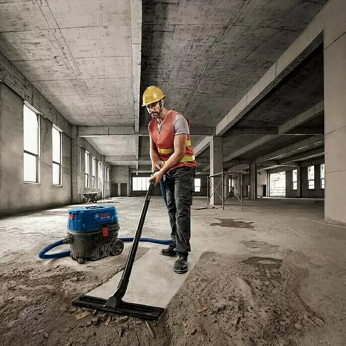 Bosch Professional Elektro-Nass- & Trockensauger GAS 12-25 PL1.250 W, Behältervolumen: 25 l, Mit Beutel Use Shot