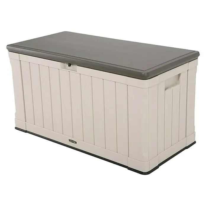 Lifetime Gartenbox Harmony - 128 x 64 x 67 cm, Lichtgrau, Kunststoff - Abbildung einer großen, wetterfesten Lifetime-Aufbewahrungsbox mit grauem Deckel und beiger, vertikal gerippter Karosserie.