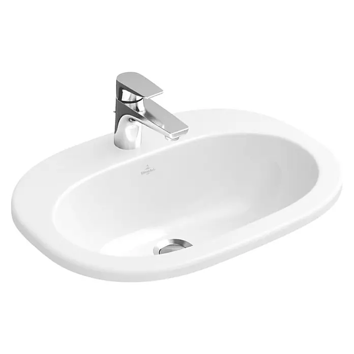 Villeroy & Boch O.novo Einbauwaschbecken - 56 x 40,5 cm, Mit schmutzabweisender Glasur, Hahnloch: Mitte, Ohne Überlauf, Weiß - Ein elegantes, ovales Aufsatzwaschbecken in Weiß mit einem modernen Chrom-Wasserhahn für stilvolle Badezimmer.