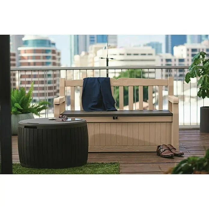 Keter Banco de jardín Eden - L x An x Al: 60 x 140 x 84 cm, Plástico, Beige/Marrón espresso - Banco de almacenamiento para exteriores con un traje oscuro casualmente colocado encima, ideal para balcón o terraza.